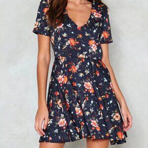 Nasty Gal Floral Fit N Flare Skater Dress - size US 8 (UK 12)